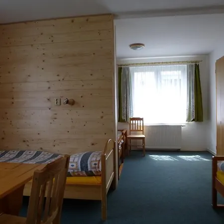 Gasthuis Lyzarska Skola